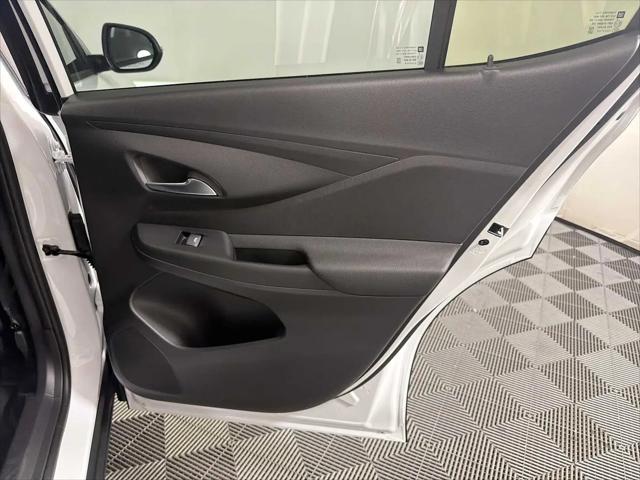 2026 Buick NV Preferred FWD