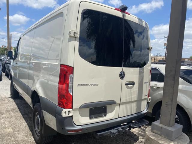 2023 Mercedes-Benz Sprinter 2500 Standard Roof 4-Cyl Diesel HO