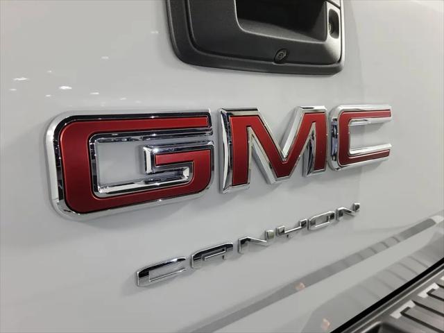 2022 GMC Canyon 4WD Crew Cab Short Box Elevation