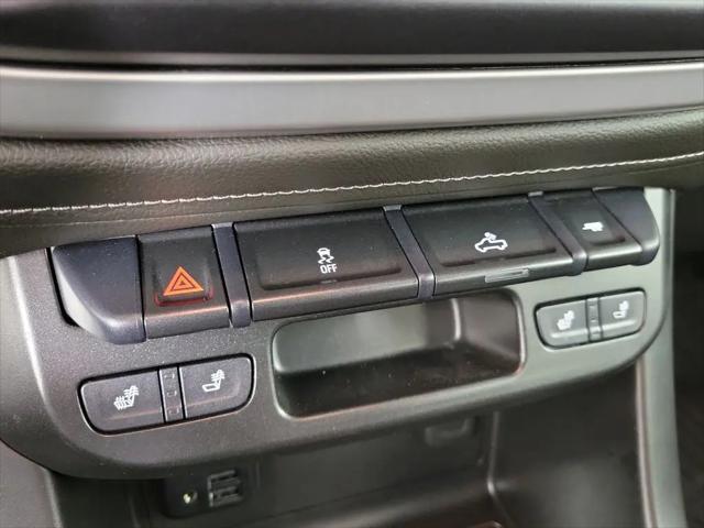 2022 GMC Canyon 4WD Crew Cab Short Box Elevation