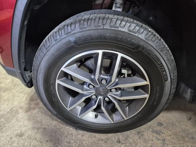 2020 Jeep Grand Cherokee Laredo E 4x4