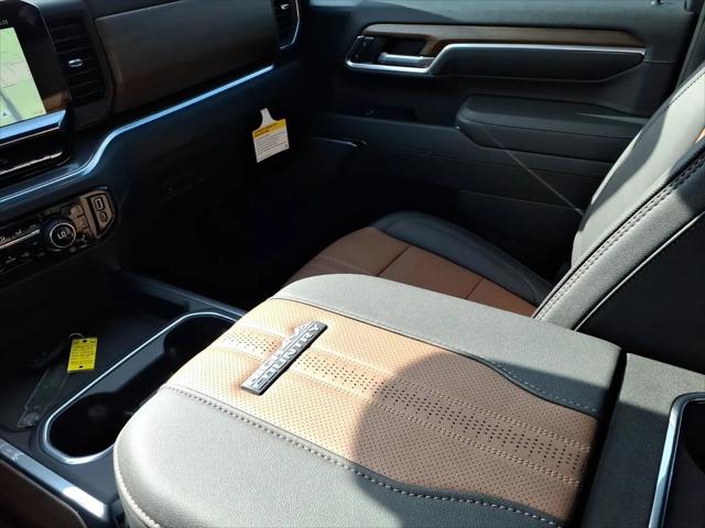 2026 Chevrolet Silverado 2500HD Crew Cab, Standard Bed, High Country, 4WD