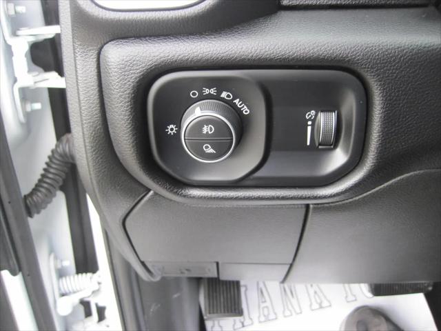 2024 Ram 3500 Big Horn Crew Cab 4x4 8' Box