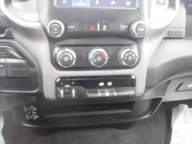 2024 Ram 3500 Big Horn Crew Cab 4x4 8' Box