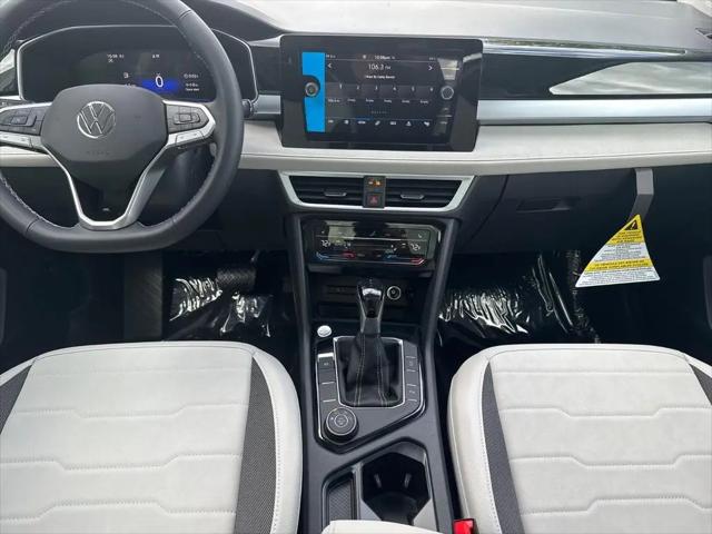 2026 Volkswagen Taos SE