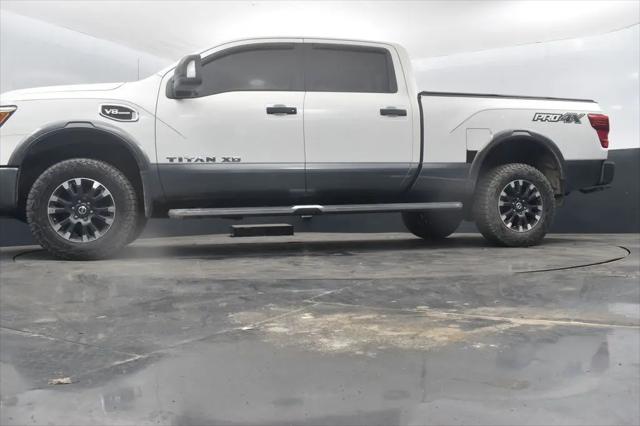 2017 Nissan Titan XD PRO-4X Gas