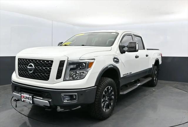 2017 Nissan Titan XD PRO-4X Gas