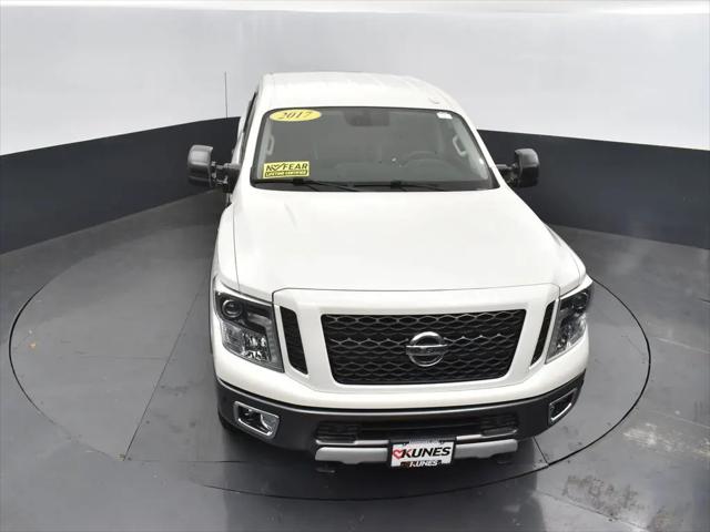 2017 Nissan Titan XD PRO-4X Gas
