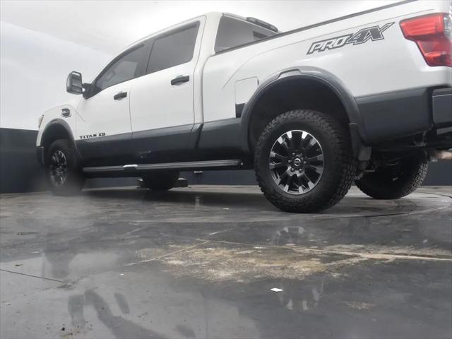 2017 Nissan Titan XD PRO-4X Gas