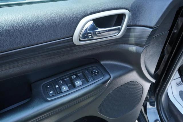 2019 Jeep Grand Cherokee Laredo E 4x4