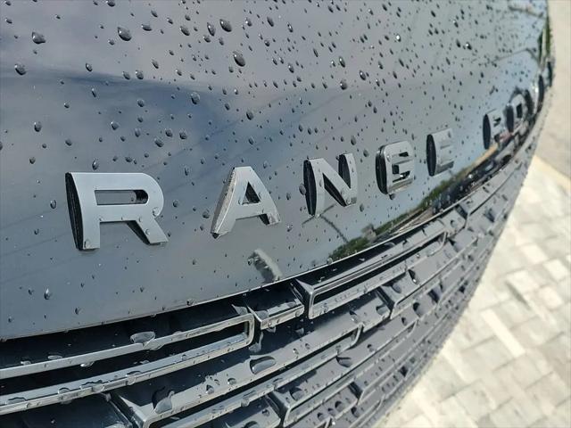 2025 Land Rover Range Rover P400 SE 7 Seat