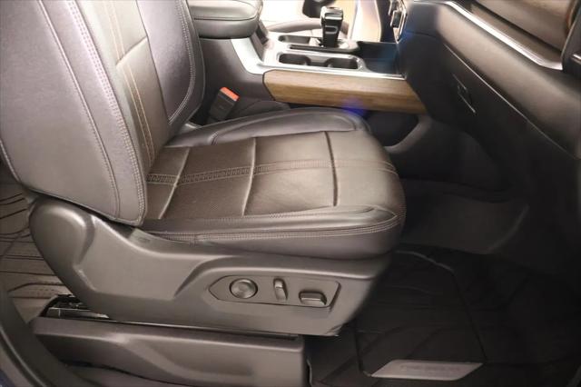 2022 Chevrolet Silverado 1500 4WD Crew Cab Short Bed High Country