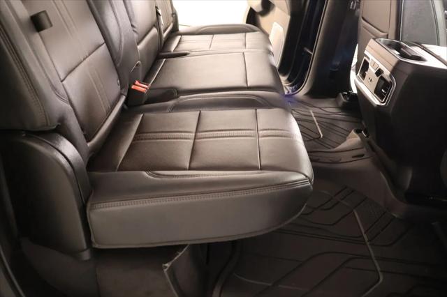 2022 Chevrolet Silverado 1500 4WD Crew Cab Short Bed High Country