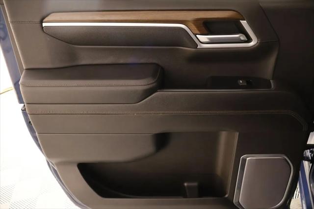 2022 Chevrolet Silverado 1500 4WD Crew Cab Short Bed High Country