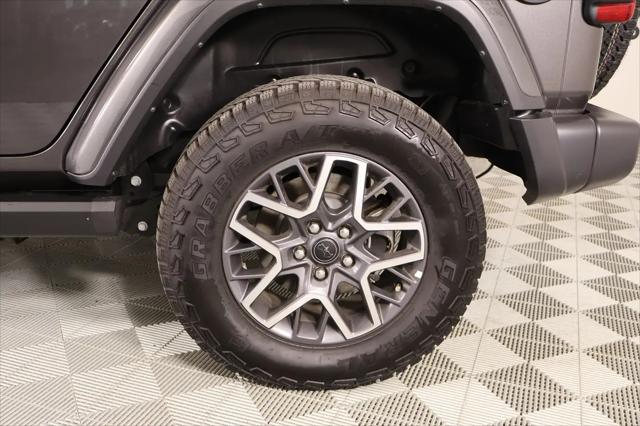 2025 Jeep Wrangler 4-Door Sahara 4x4
