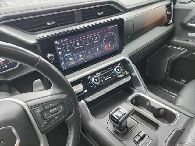 2022 GMC Sierra 1500 4WD Crew Cab Short Box Denali
