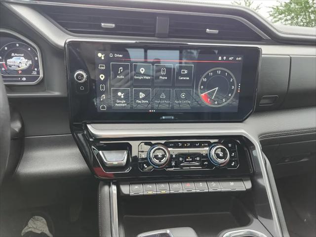 2022 GMC Sierra 1500 4WD Crew Cab Short Box Denali