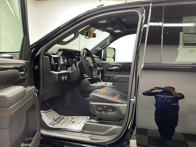 2026 GMC Sierra 2500HD Crew Cab, Standard Bed, AT4, 4WD