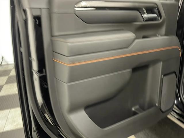 2026 GMC Sierra 2500HD Crew Cab, Standard Bed, AT4, 4WD