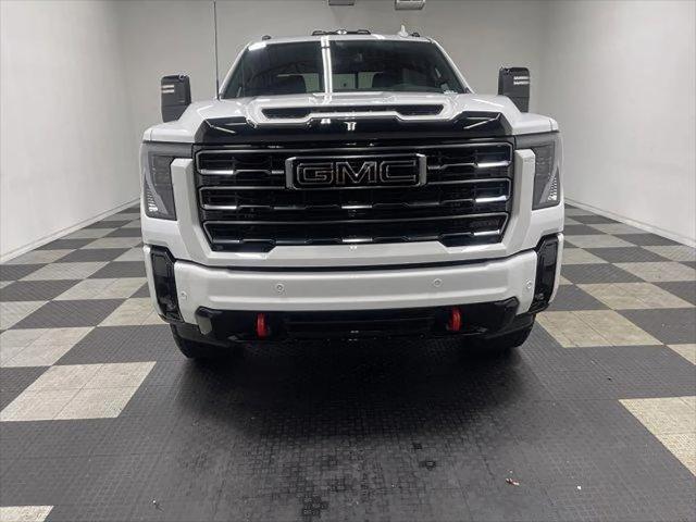 2026 GMC Sierra 2500HD Crew Cab, Standard Bed, AT4, 4WD