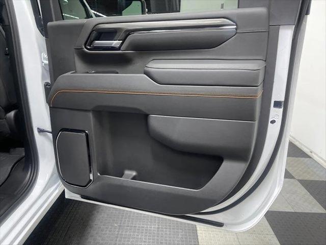 2026 GMC Sierra 2500HD Crew Cab, Standard Bed, AT4, 4WD