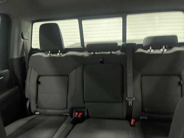 2026 GMC Sierra 2500HD Crew Cab, Standard Bed, SLE, 4WD