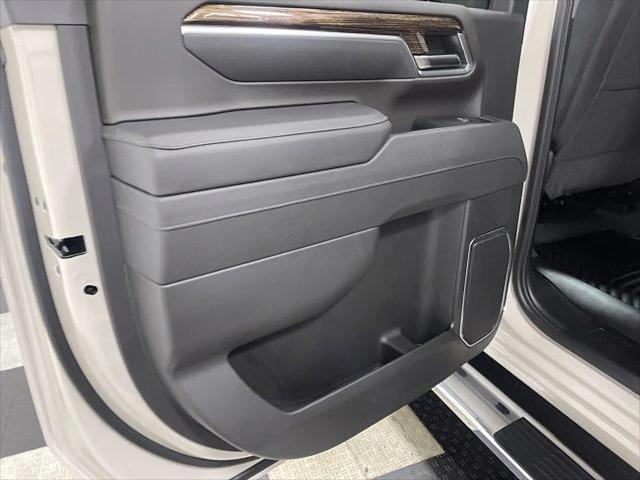 2026 GMC Sierra 2500HD Crew Cab, Standard Bed, SLE, 4WD