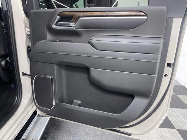 2026 GMC Sierra 2500HD Crew Cab, Standard Bed, SLE, 4WD