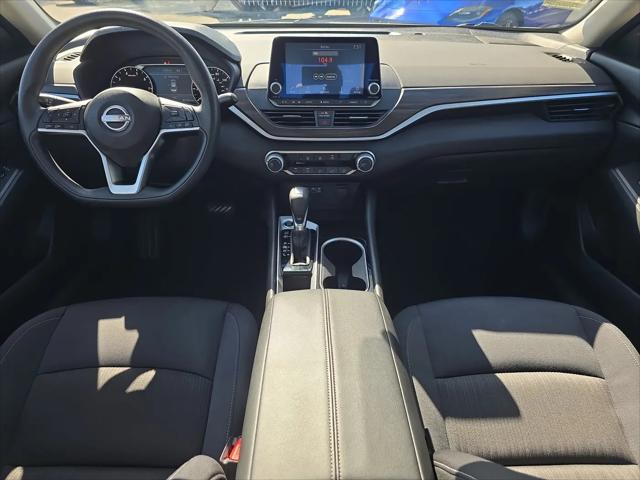 2024 Nissan Altima SV FWD