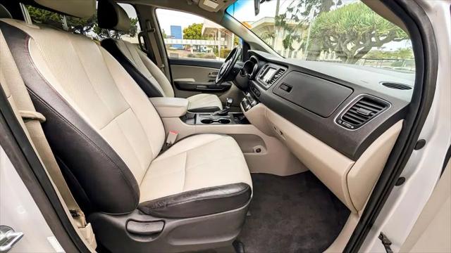 2020 Kia Sedona EX