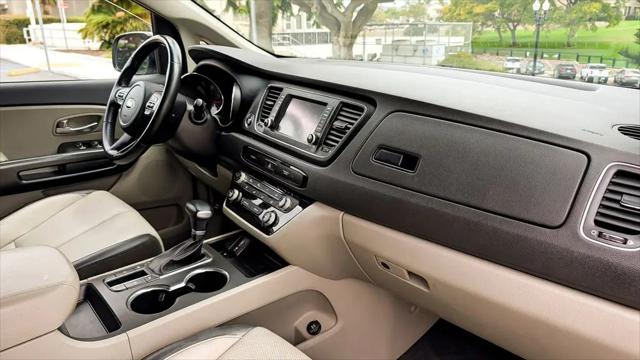 2020 Kia Sedona EX