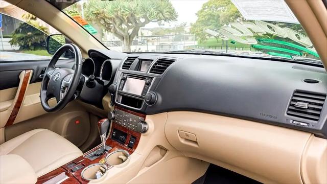 2013 Toyota Highlander Limited V6