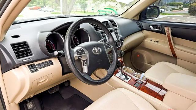 2013 Toyota Highlander Limited V6