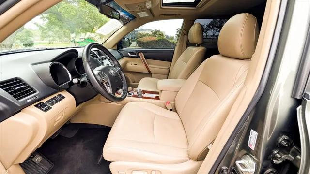 2013 Toyota Highlander Limited V6