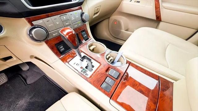 2013 Toyota Highlander Limited V6