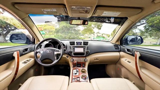 2013 Toyota Highlander Limited V6