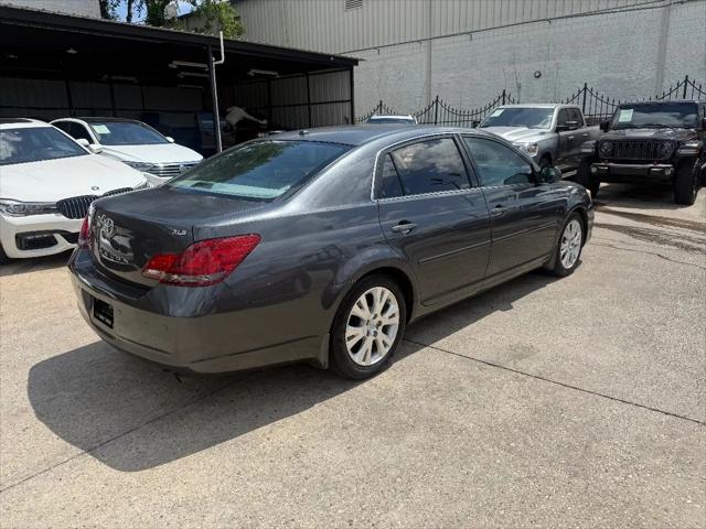 2009 Toyota Avalon XLS