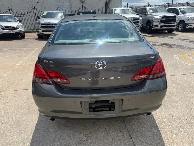 2009 Toyota Avalon XLS