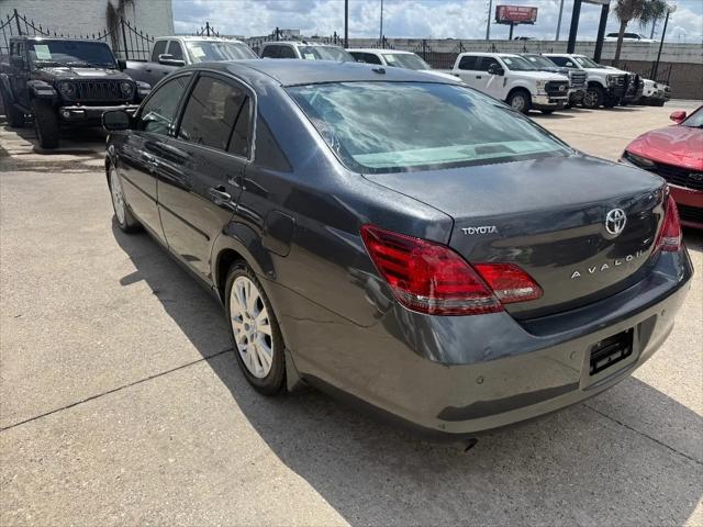 2009 Toyota Avalon XLS