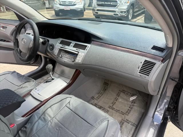 2009 Toyota Avalon XLS