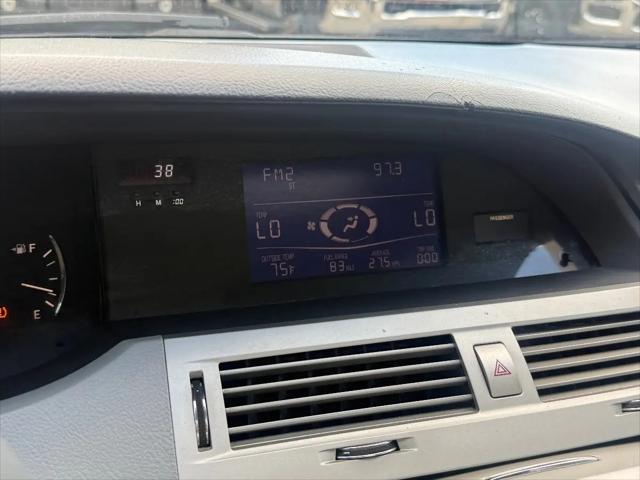 2009 Toyota Avalon XLS