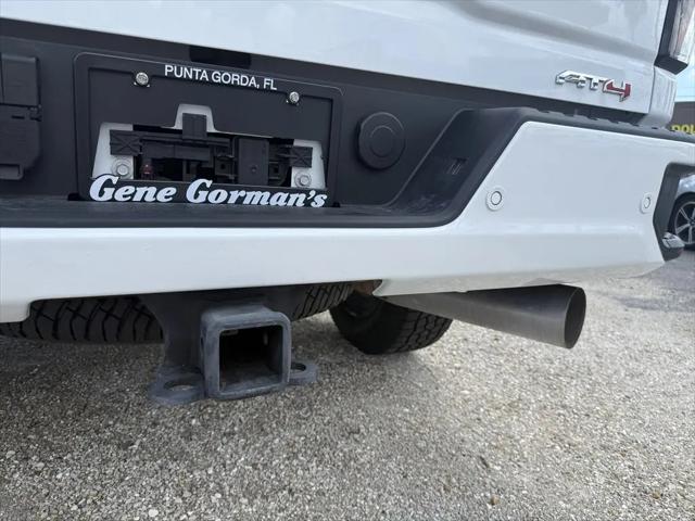 2025 GMC Sierra 2500HD 4WD Crew Cab Standard Bed AT4