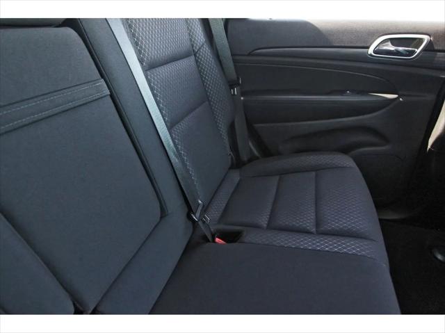 2019 Jeep Grand Cherokee Laredo E 4x2