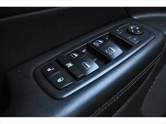 2019 Jeep Grand Cherokee Laredo E 4x2