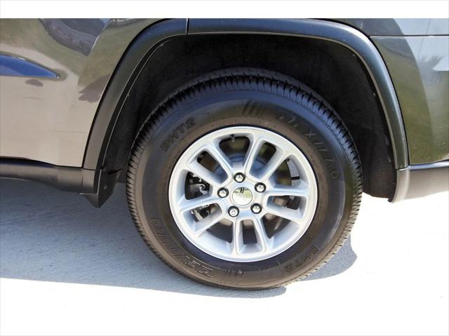 2019 Jeep Grand Cherokee Laredo E 4x2