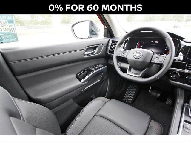 2026 Nissan Pathfinder SL