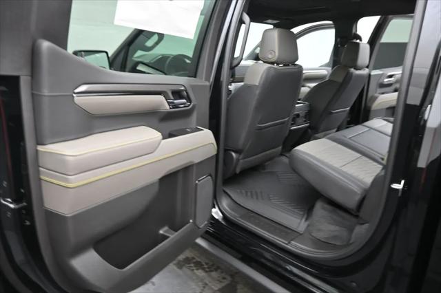 2026 Chevrolet Silverado 1500 4WD Crew Cab Short Bed ZR2