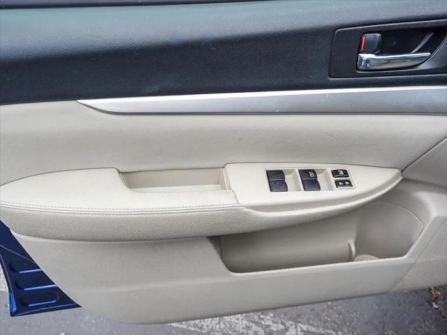 2010 Subaru Outback 2.5i Premium