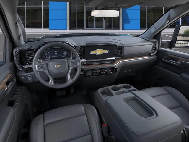 2026 Chevrolet Silverado 2500HD Crew Cab, Standard Bed, LT, 4WD