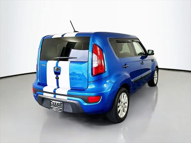 2013 Kia Soul +